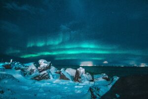Bucket list things to do in Iceland - see the Northern Lights