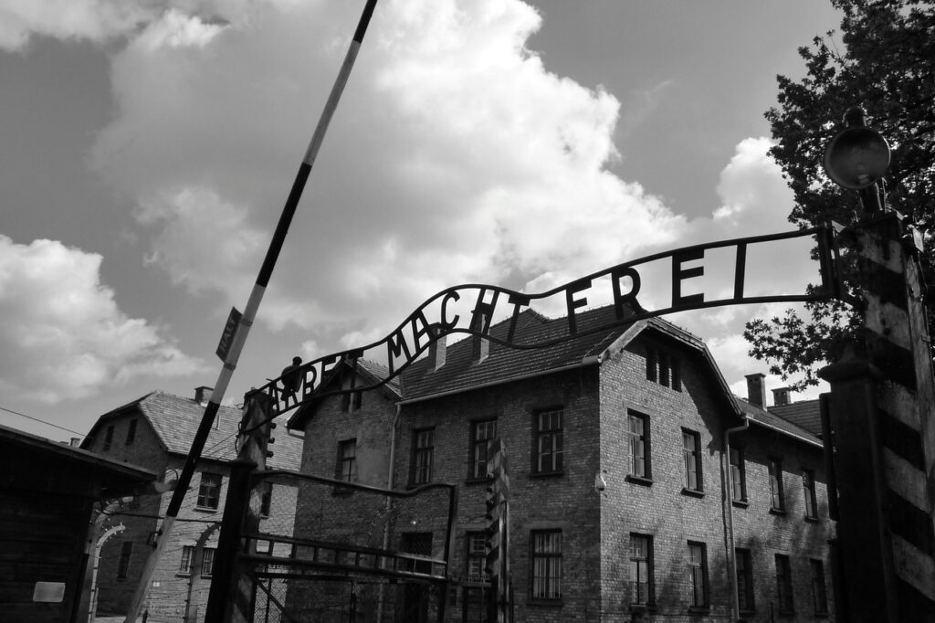 Krakow to Auschwitz: how to visit Auschwitz - the main entrance to the camp