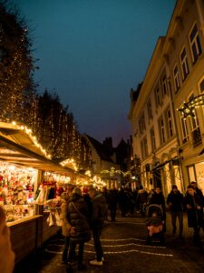 How to Visit Bruges Christmas Market